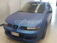 Usado Seat Leon Sport 110 CV (80 kW) 2002 Azul Utilitario