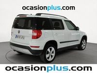 Usado Skoda Yeti Ambition 105 CV (77 kW) 2015 Blanco SUV