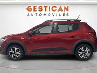 Usado Dacia Sandero Essentiel 90 CV (66 kW) 2021 Rojo Utilitario