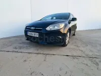 Usado Ford Focus Trend 115 CV (84 kW) 2014 Negro Familiar