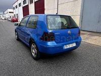 Usado VW Golf IV Highline 115 CV (84 kW) 2000 Azul Berlina