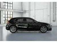 Usado Mercedes A180 116 CV (85 kW) 2024 Negro noche Berlina