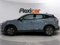 Usado Nissan Qashqai Acenta 140 CV (102 kW) 2025 Gris SUV