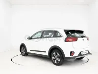 Usado Kia Niro 141 CV (103 kW) 2021 Blanco SUV