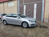 Usado Opel Insignia Expression 120 CV (88 kW) 2015 Gris / plata Berlina