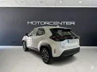 Usado Toyota Yaris Connect Style 116 CV (85 kW) 2022 Blanco Utilitario