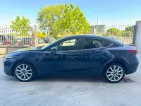 Usado Mazda 3 Luxury 150 CV (110 kW) 2017 Azul Berlina