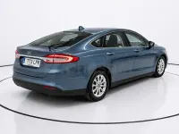 Usado Ford Mondeo Trend 120 CV (88 kW) 2021 Azul Berlina