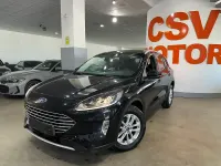 Usado Ford Kuga Titanium 225 CV (165 kW) 2022 Negro SUV