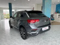 Usado VW T-Roc Advance 150 CV (110 kW) 2019 Gris / plata SUV