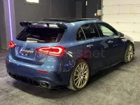 Usado Mercedes A35 AMG 306 CV (225 kW) 2019 Azul Berlina