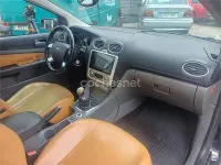 Usado Ford Focus Cabriolet Titanium 136 CV (100 kW) 2009 Negro Descapotable