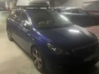 Usado Peugeot 308 SW Allure 120 CV (88 kW) 2018 Azul Familiar