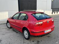 Usado Seat Leon 90 CV (66 kW) 2003 Rojo Utilitario