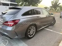 Usado Mercedes CLA220 Shooting Brake AMG line 177 CV (130 kW) 2017 Gris / plata Familiar