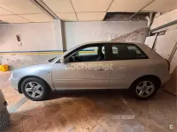 Usado Audi A3 Ambition 101 CV (74 kW) 2001 Gris / plata Utilitario
