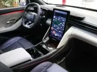 Begagnad Ford Explorer Premium 210 kW (286 HK) 2024 Röd SUV