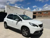 Usado Peugeot 2008 Style 100 CV (73 kW) 2017 Blanco SUV