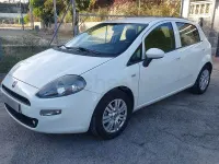 Usado Fiat Punto Pop 75 CV (55 kW) 2015 Blanco Utilitario