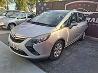 Usado Opel Zafira Tourer Expression 120 CV (88 kW) 2016 Gris / plata Monovolumen