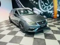 Usado Seat Leon CUPRA 300 CV (220 kW) 2018 Gris / plata Berlina