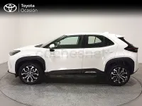 Usado Toyota Yaris Cross Active 116 CV (85 kW) 2022 Blanco SUV
