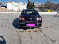 Usado VW Passat Highline 140 CV (102 kW) 2007 Negro Berlina