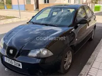Begagnad Seat Ibiza Sport 75 HK (55 kW) 2006 Svart Halvkombi