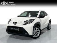 Usado Toyota Aygo X Play 72 CV (52 kW) 2022 Blanco SUV