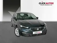 Usado Seat Leon Style 116 CV (85 kW) 2024 Gris Utilitario