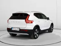 Usado Volvo XC40 Core 211 CV (155 kW) 2022 Blanco SUV