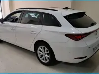 Usado Seat Leon ST Style 116 CV (85 kW) 2022 Blanco Familiar