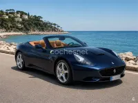 Usado Ferrari California 460 CV (338 kW) 2012 Azul Descapotable