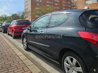 Usado Peugeot 308 110 CV (80 kW) 2010 Negro Berlina