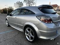 Usado Opel Astra GTC Sport 140 CV (102 kW) 2008 Gris / plata Berlina
