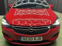 Usado Opel Astra Dynamic 136 CV (100 kW) 2018 Rojo Utilitario
