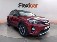 Usado Kia Stonic 110 CV (80 kW) 2018 Rojo SUV