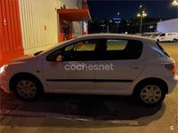 Usado Peugeot 307 110 CV (80 kW) 2002 Blanco Berlina