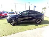 Usado Renault Arkana Techno 145 CV (106 kW) 2023 Negro SUV