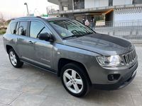 Usado Jeep Compass Limited 136 CV (100 kW) 2013 Gris / plata SUV