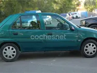 Usado Citroën Saxo 75 CV (55 kW) 2002 Verde Utilitario