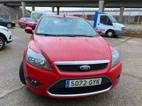 Usado Ford Focus Cabriolet Titanium 136 CV (100 kW) 2010 Rojo Descapotable