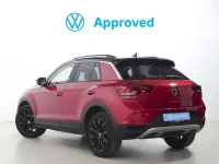 Usado VW T-Roc Life 110 CV (80 kW) 2023 Rojo SUV