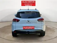 Usado Renault Clio Zen 90 CV (66 kW) 2017 Blanco Familiar