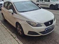 Usado Seat Ibiza Reference 80 CV (58 kW) 2010 Blanco Berlina