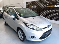 Usado Ford Fiesta Trend 90 CV (66 kW) 2010 Gris / plata Utilitario