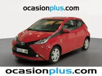 Usado Toyota Aygo Business Edition 69 CV (50 kW) 2017 Rojo Utilitario