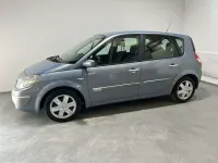Usado Renault Scenic E-Tech Evolution 125 kW (170 CV) 2005 Azul SUV