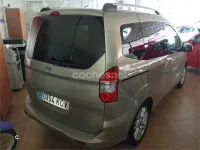 Usado Ford Tourneo Courier Titanium 95 CV (69 kW) 2017 Gris / plata Monovolumen