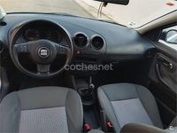 Usado Seat Ibiza Reference 75 CV (55 kW) 2005 Verde Utilitario